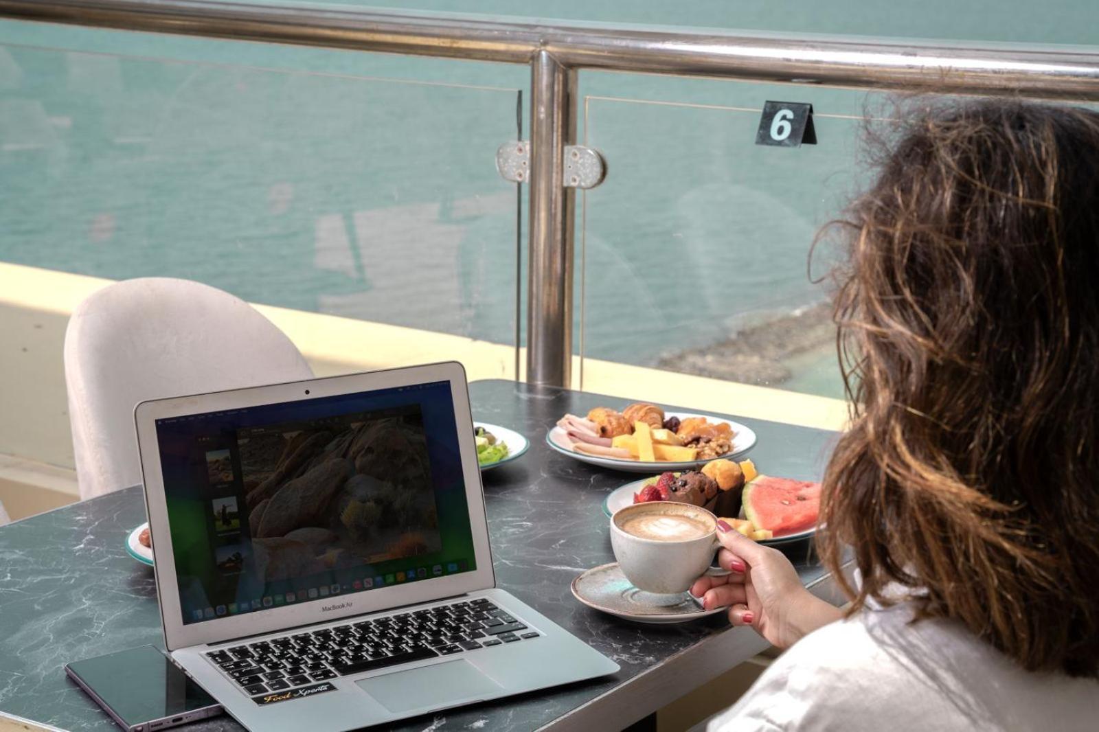 Seafront Luxury Suites Jeddah Corniche Екстериор снимка